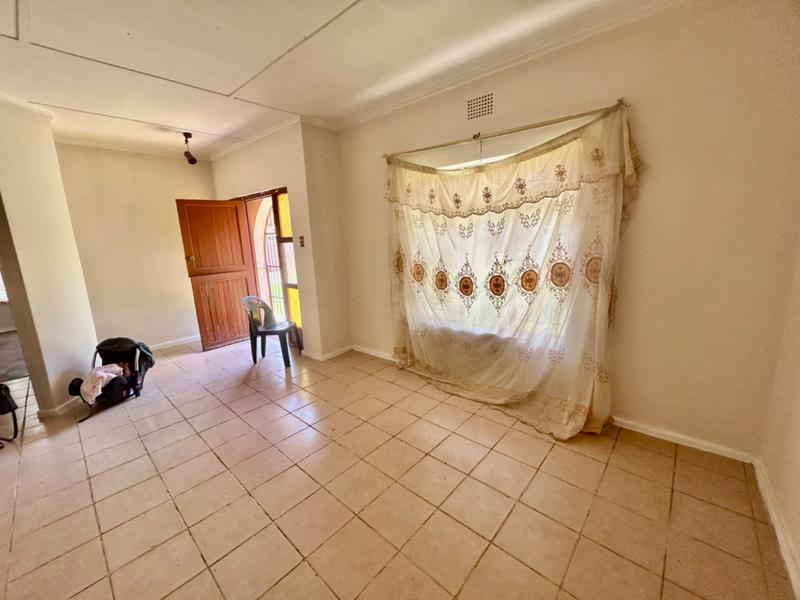 2 Bedroom Property for Sale in Vanderbijlpark CW 5 Gauteng