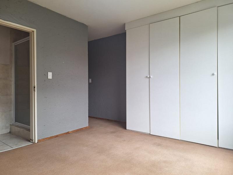 2 Bedroom Property for Sale in Sonneveld Gauteng