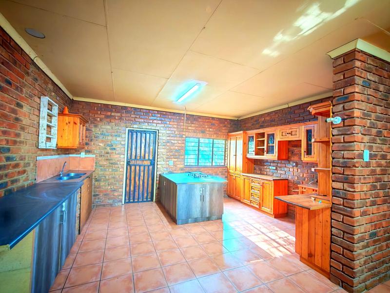 To Let 3 Bedroom Property for Rent in Hartebeeshoek Gauteng