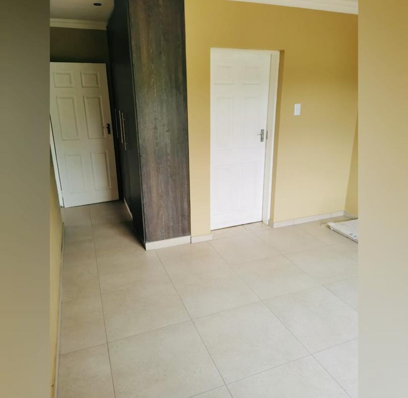 To Let 2 Bedroom Property for Rent in Dalpark Gauteng
