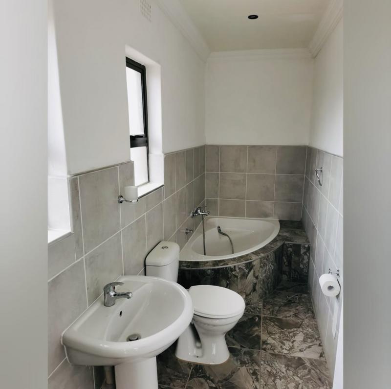 To Let 2 Bedroom Property for Rent in Dalpark Gauteng