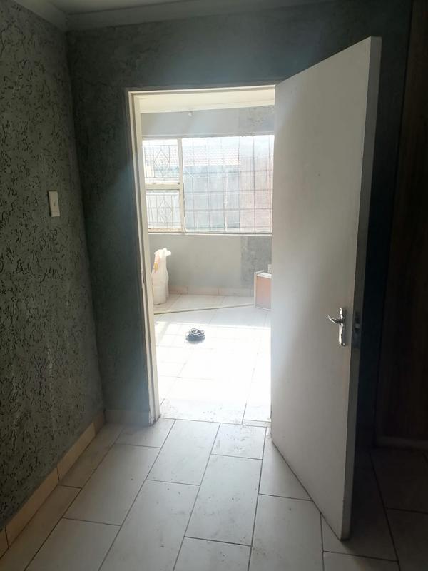 To Let 1 Bedroom Property for Rent in Illiondale Gauteng