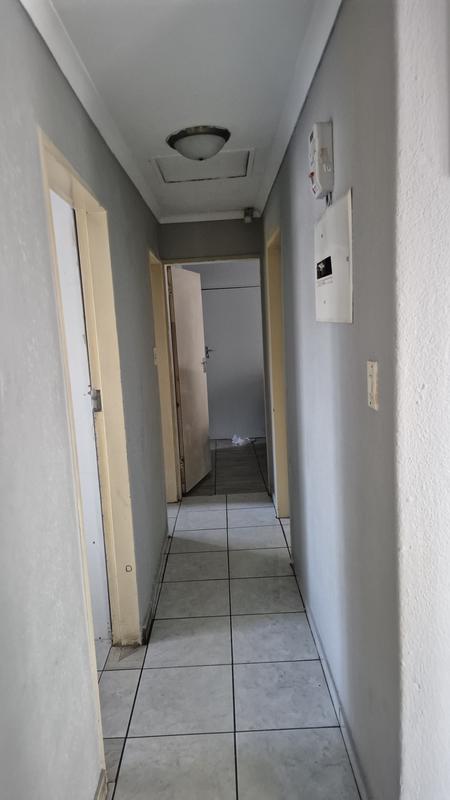 To Let 3 Bedroom Property for Rent in Lombardy West Gauteng
