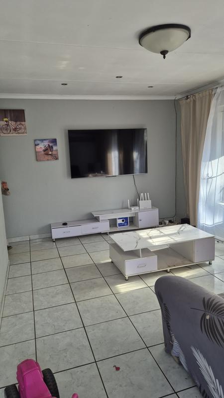 To Let 3 Bedroom Property for Rent in Lombardy West Gauteng