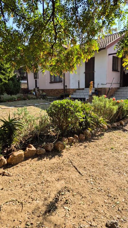 To Let 3 Bedroom Property for Rent in Lombardy West Gauteng
