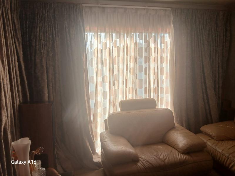 3 Bedroom Property for Sale in Clayville Gauteng
