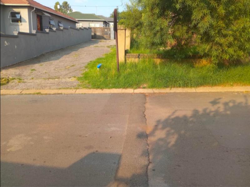 3 Bedroom Property for Sale in Clayville Gauteng