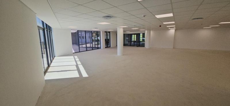 To Let Commercial Property for Rent in Vorna Valley Gauteng