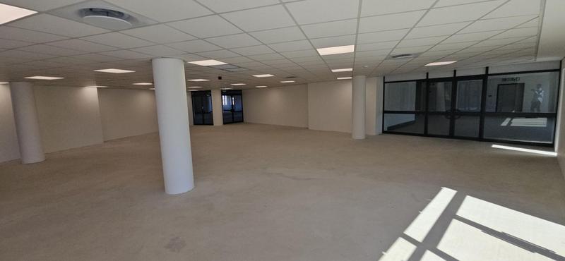 To Let Commercial Property for Rent in Vorna Valley Gauteng