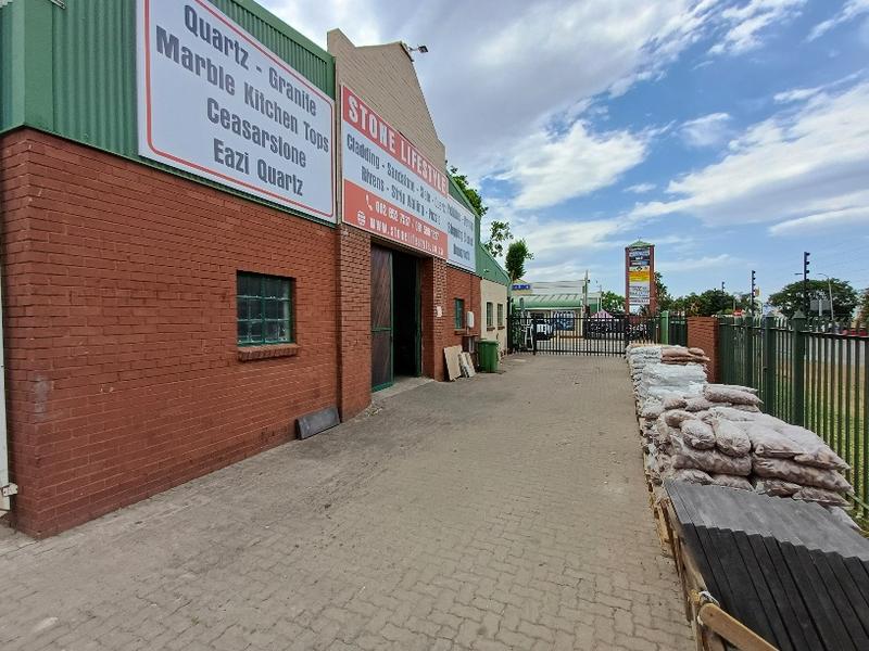 To Let Commercial Property for Rent in Hennopspark Gauteng