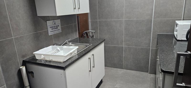 To Let Commercial Property for Rent in Midridge Park Gauteng