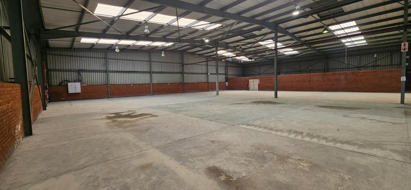 To Let Commercial Property for Rent in Randjespark Gauteng