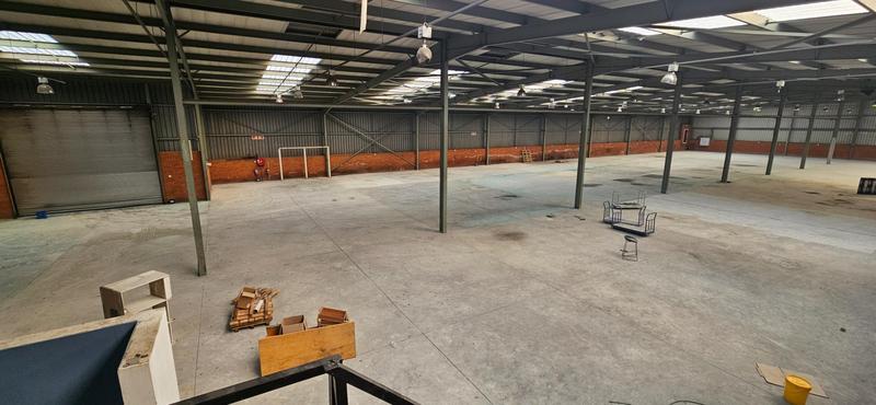 To Let Commercial Property for Rent in Randjespark Gauteng