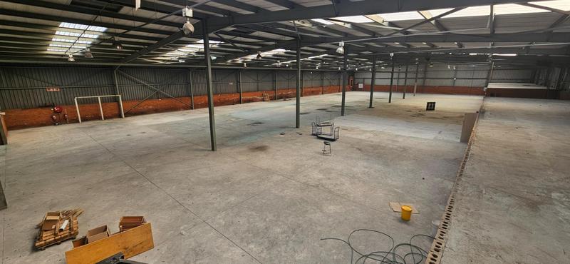 To Let Commercial Property for Rent in Randjespark Gauteng