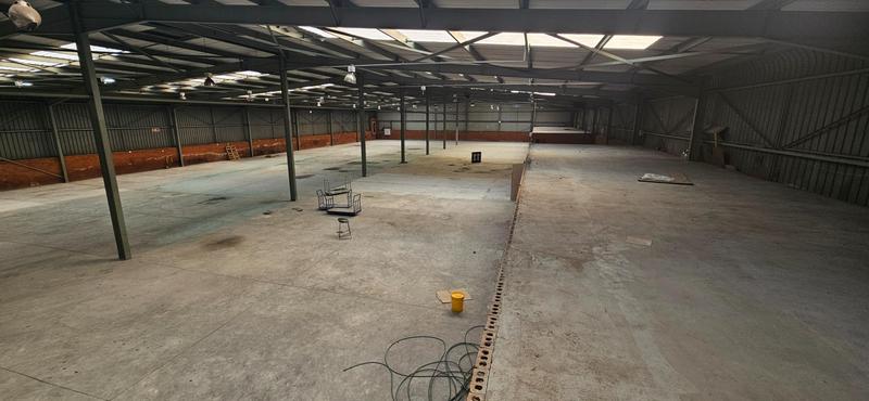 To Let Commercial Property for Rent in Randjespark Gauteng