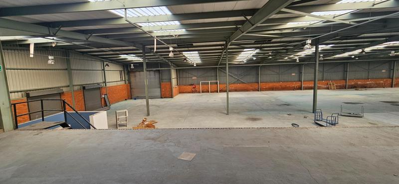 To Let Commercial Property for Rent in Randjespark Gauteng