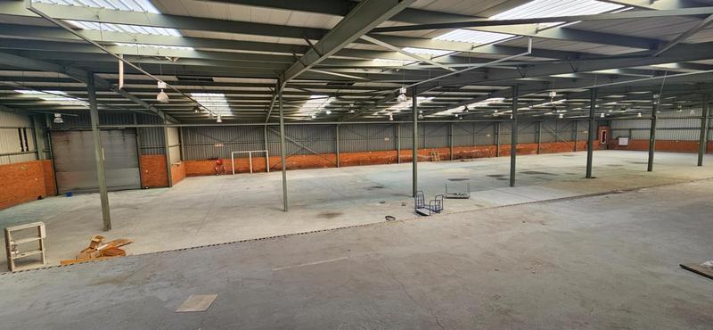 To Let Commercial Property for Rent in Randjespark Gauteng