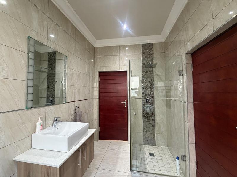 4 Bedroom Property for Sale in Blue Valley Golf Estate Gauteng