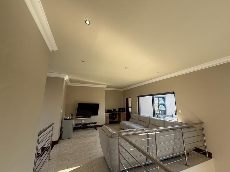 4 Bedroom Property for Sale in Blue Valley Golf Estate Gauteng