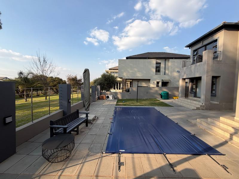 4 Bedroom Property for Sale in Blue Valley Golf Estate Gauteng