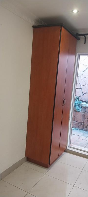 To Let 1 Bedroom Property for Rent in Edenvale Gauteng