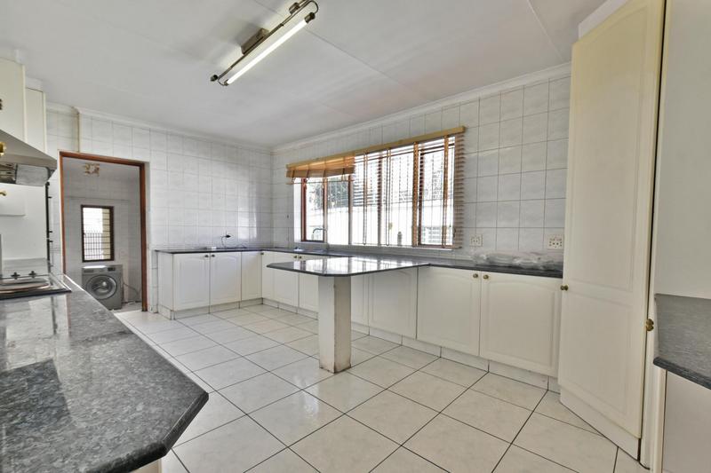 4 Bedroom Property for Sale in Linden Gauteng