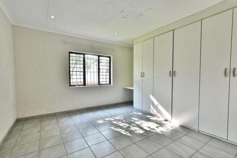 4 Bedroom Property for Sale in Linden Gauteng
