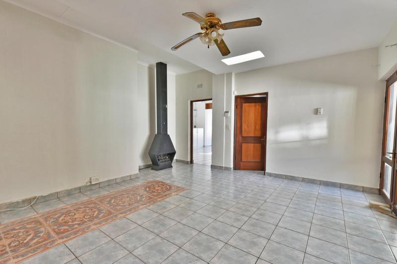 4 Bedroom Property for Sale in Linden Gauteng