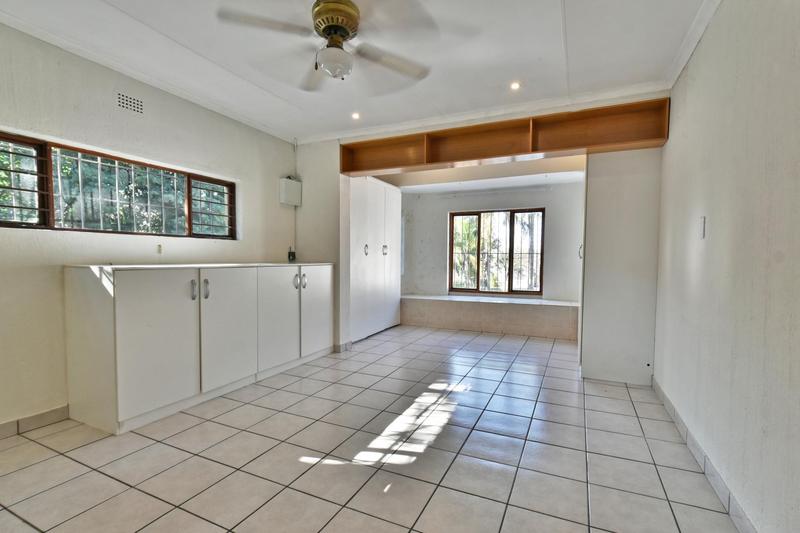 4 Bedroom Property for Sale in Linden Gauteng