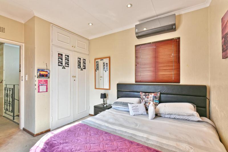 5 Bedroom Property for Sale in Morningside Gauteng