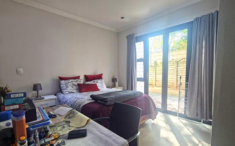 1 Bedroom Property for Sale in Morningside Gauteng
