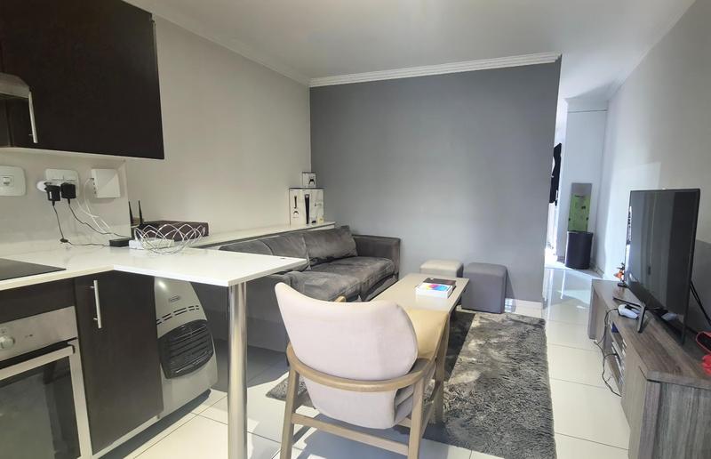 1 Bedroom Property for Sale in Morningside Gauteng