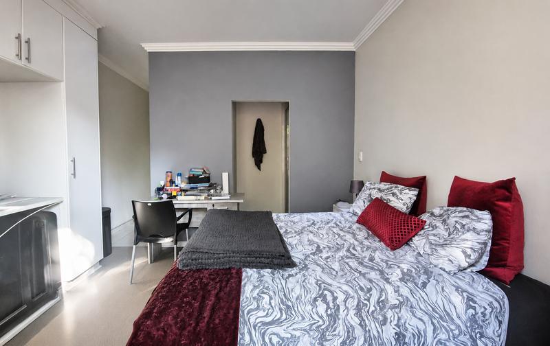 1 Bedroom Property for Sale in Morningside Gauteng