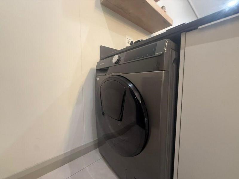 To Let 2 Bedroom Property for Rent in Midfield Estate Gauteng