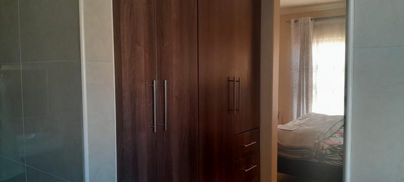 To Let 4 Bedroom Property for Rent in Savannah Country Estate Gauteng