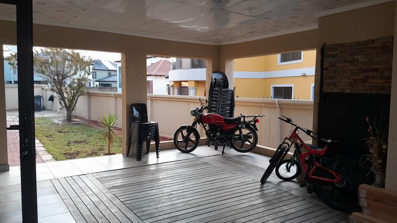 To Let 4 Bedroom Property for Rent in Savannah Country Estate Gauteng
