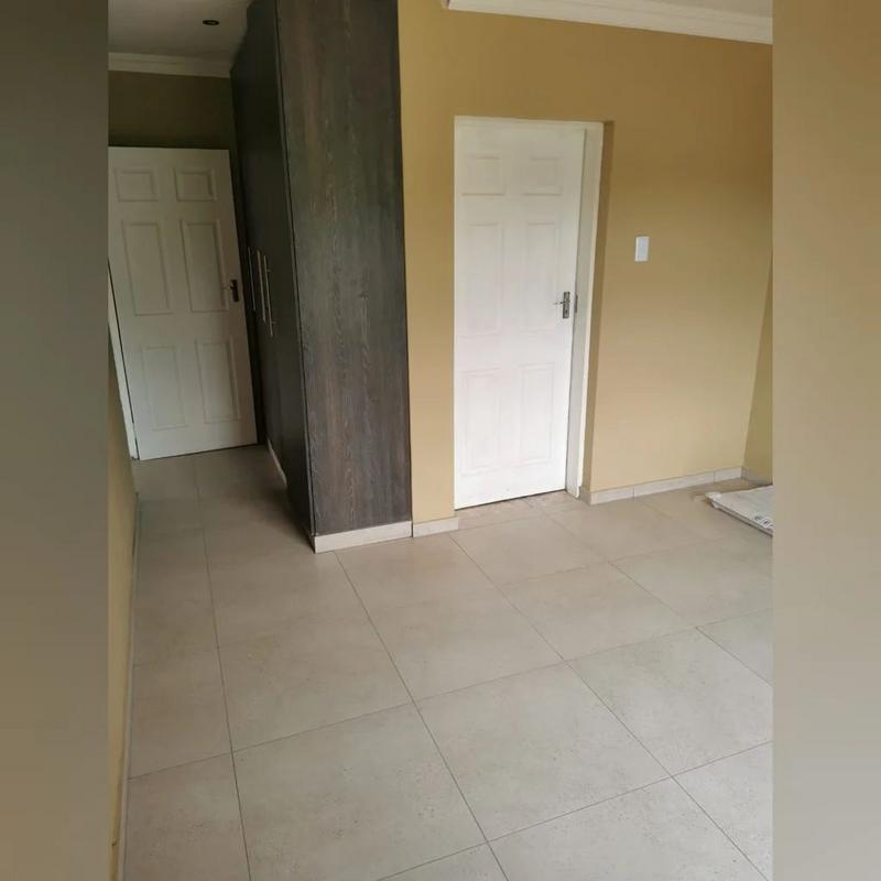 To Let 2 Bedroom Property for Rent in Dalpark Gauteng