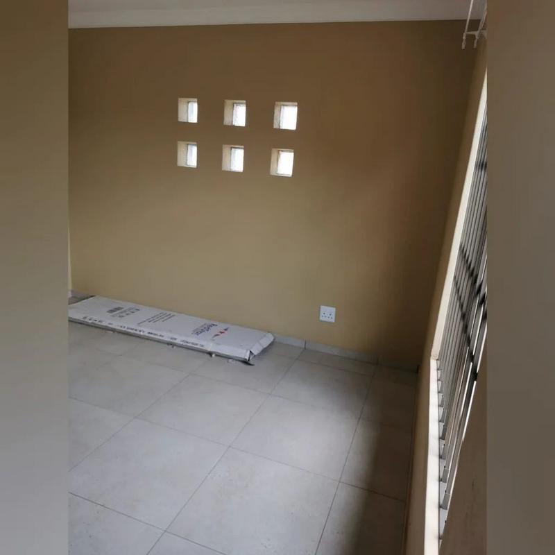 To Let 2 Bedroom Property for Rent in Dalpark Gauteng