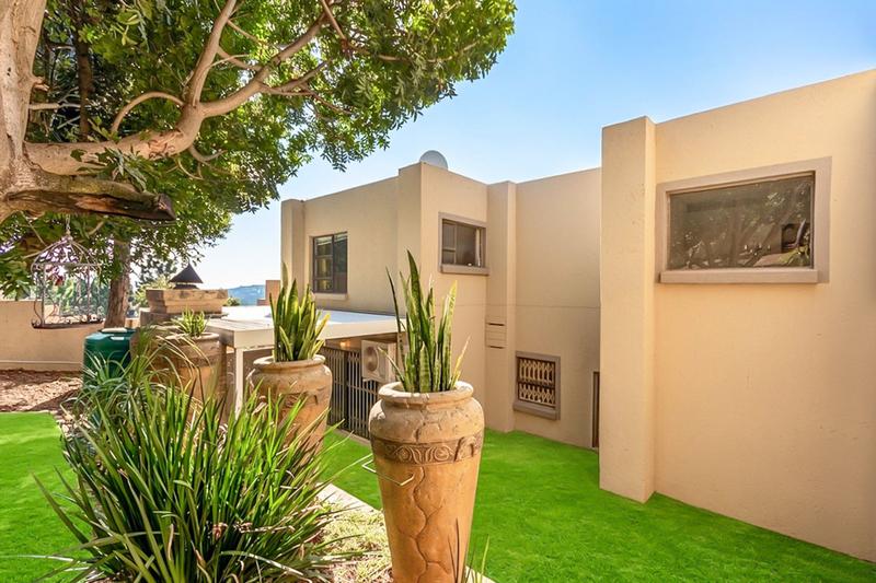 4 Bedroom Property for Sale in Roodekrans Gauteng