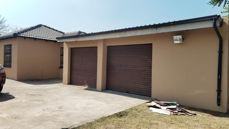 To Let 3 Bedroom Property for Rent in Kibler Park Gauteng