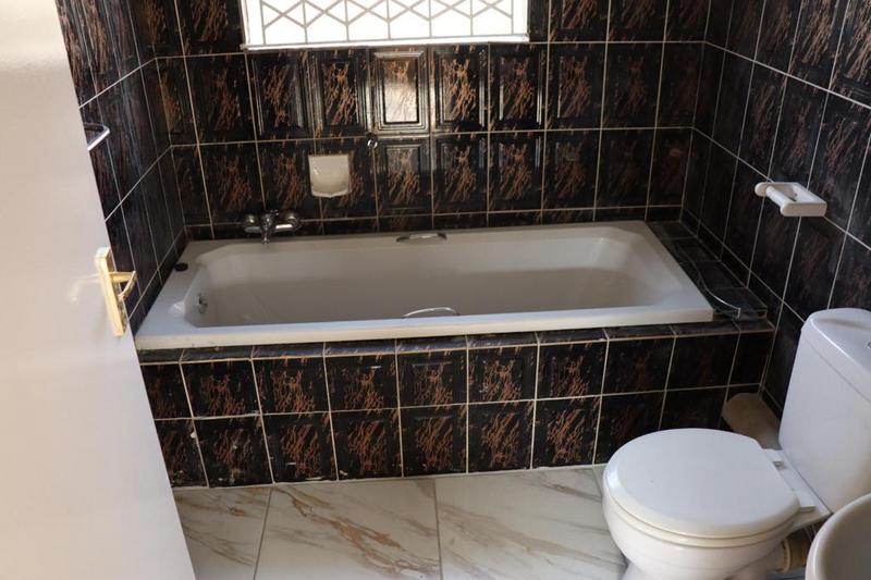To Let 3 Bedroom Property for Rent in Kibler Park Gauteng