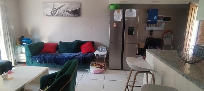 2 Bedroom Property for Sale in Groblerpark Gauteng