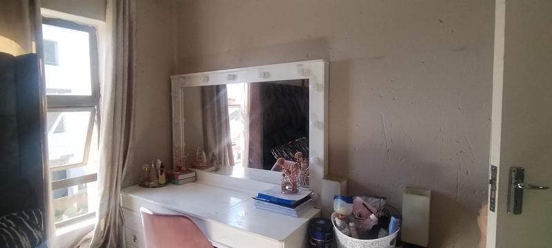 2 Bedroom Property for Sale in Groblerpark Gauteng