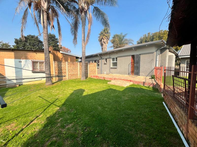 3 Bedroom Property for Sale in Dunnottar Gauteng