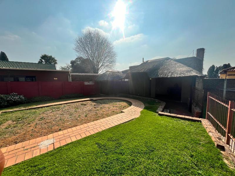 3 Bedroom Property for Sale in Dunnottar Gauteng