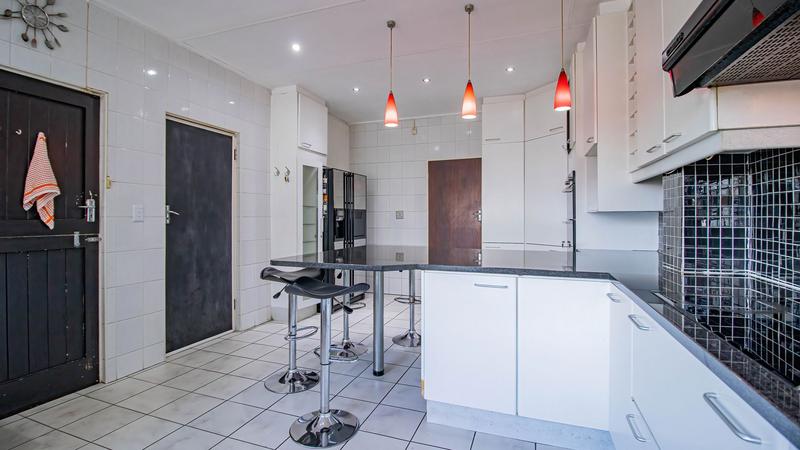 To Let 4 Bedroom Property for Rent in Eastleigh Ridge Gauteng