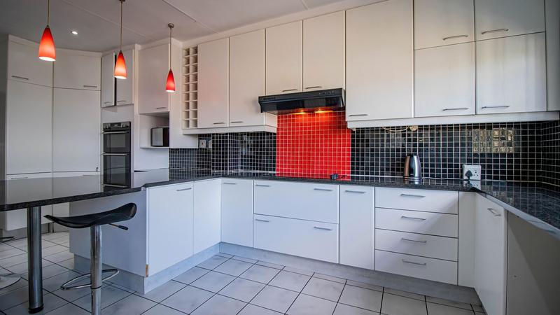 To Let 4 Bedroom Property for Rent in Eastleigh Ridge Gauteng