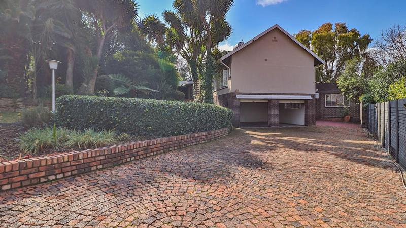 To Let 4 Bedroom Property for Rent in Eastleigh Ridge Gauteng