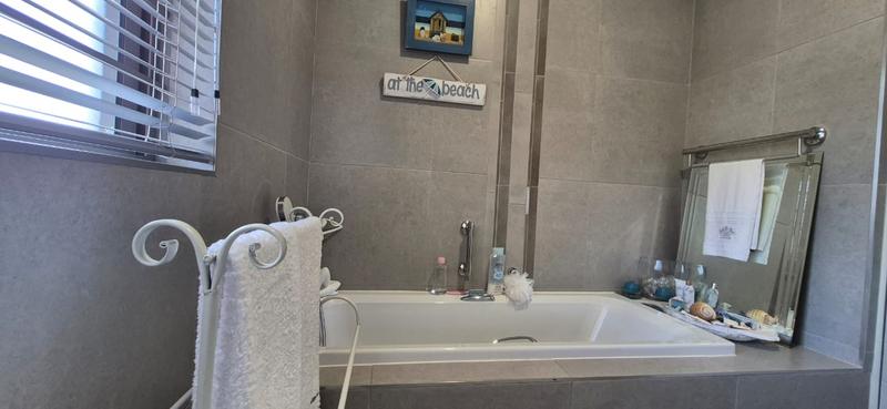 3 Bedroom Property for Sale in Waterkloof A H Gauteng