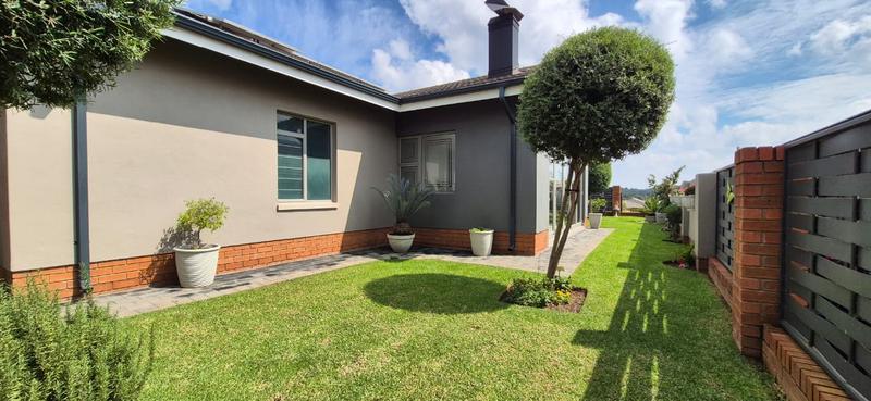 3 Bedroom Property for Sale in Waterkloof A H Gauteng
